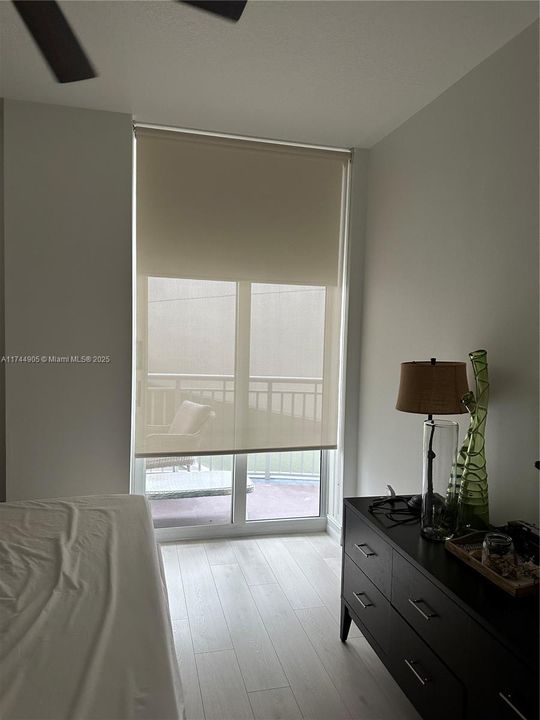 For Sale: $363,000 (2 beds, 2 baths, 1270 Square Feet)