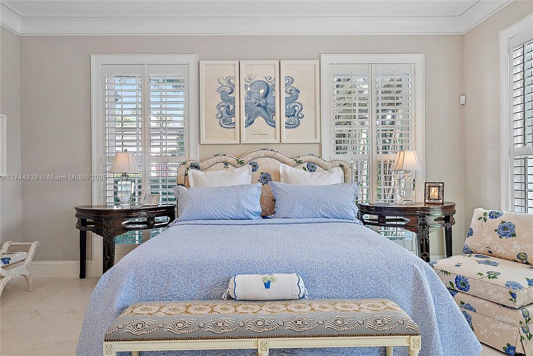 Vendido Recientemente: $13,950,000 (4 camas, 4 baños, 4412 Pies cuadrados)