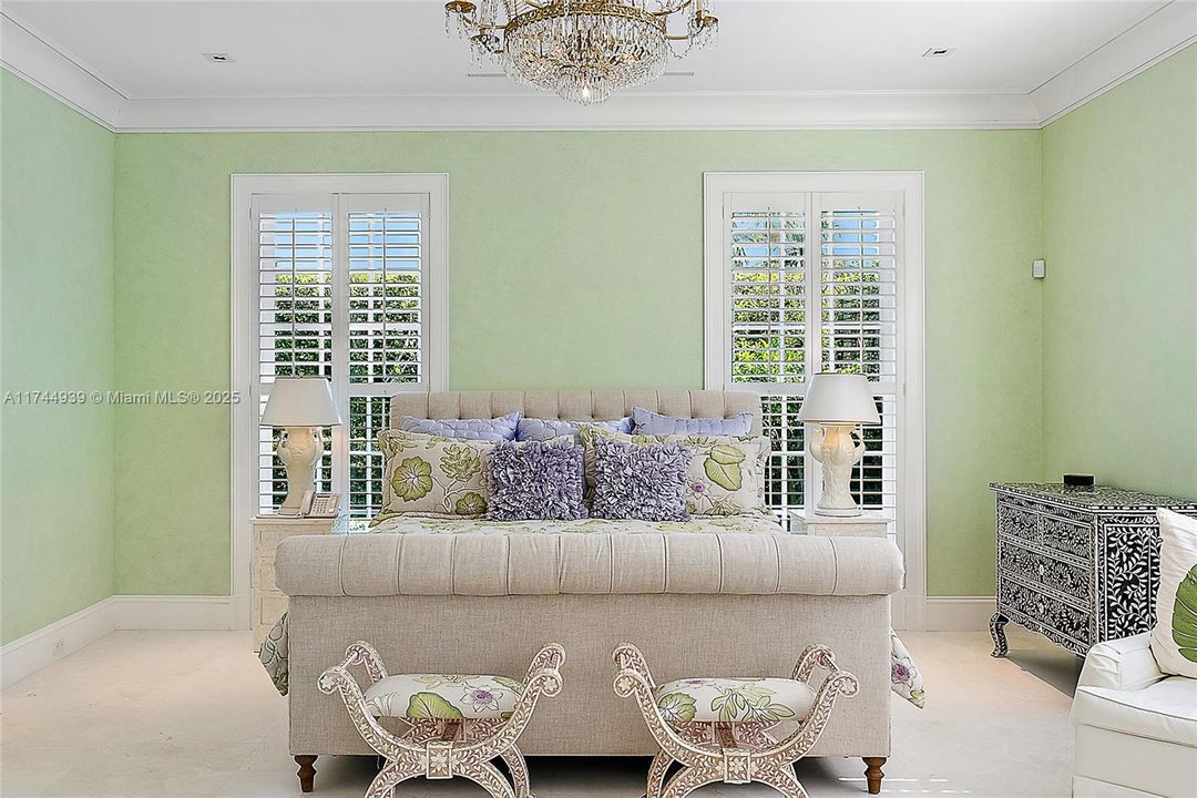 Vendido Recientemente: $13,950,000 (4 camas, 4 baños, 4412 Pies cuadrados)