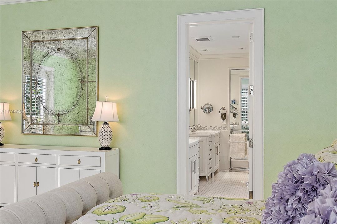 Vendido Recientemente: $13,950,000 (4 camas, 4 baños, 4412 Pies cuadrados)