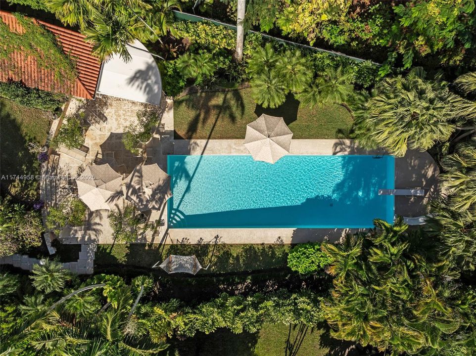 En Venta: $18,970,000 (7 camas, 8 baños, 6862 Pies cuadrados)