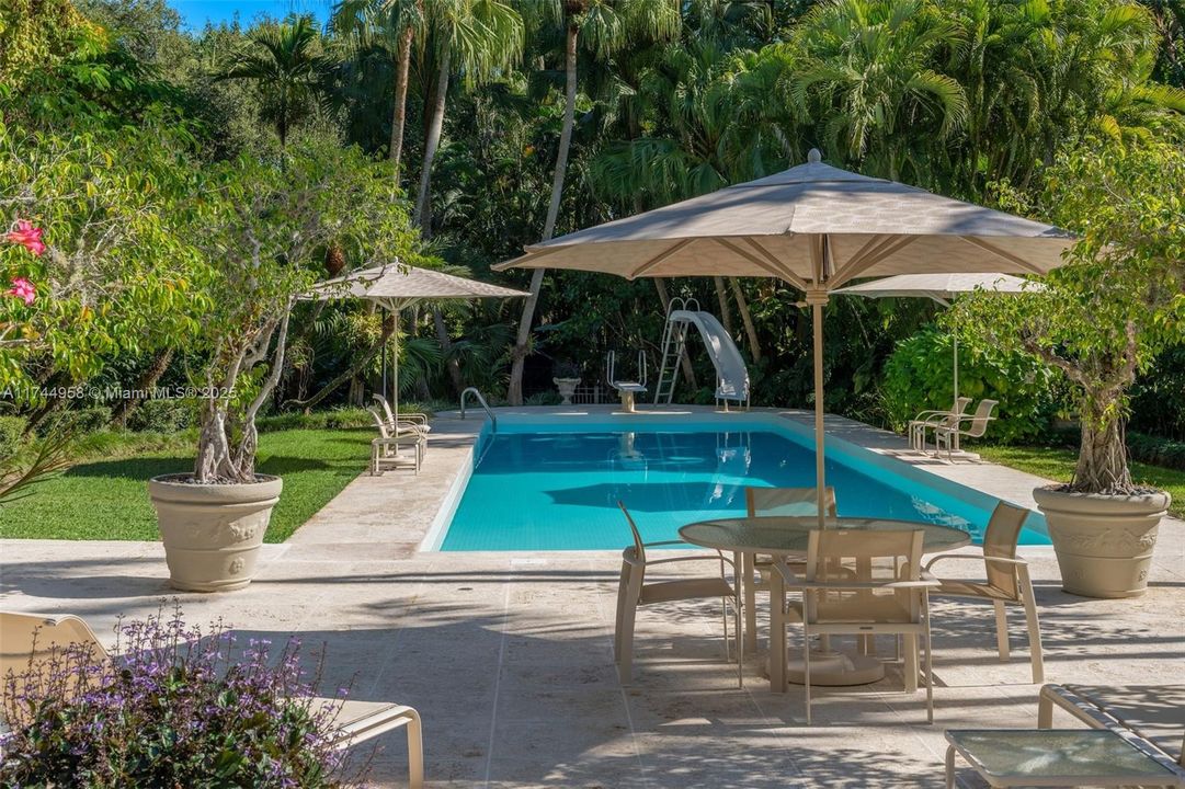 En Venta: $18,970,000 (7 camas, 8 baños, 6862 Pies cuadrados)