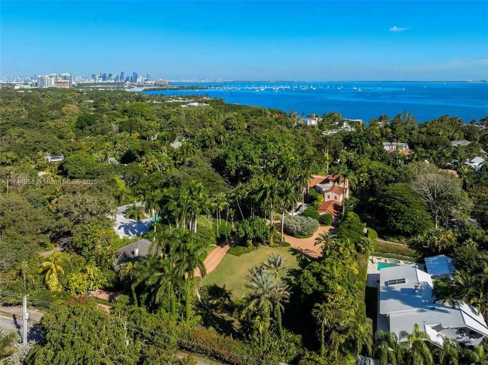 En Venta: $18,970,000 (7 camas, 8 baños, 6862 Pies cuadrados)