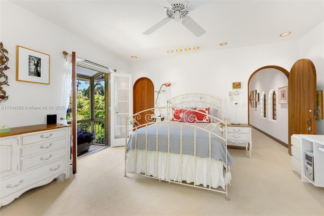 En Venta: $18,970,000 (7 camas, 8 baños, 6862 Pies cuadrados)