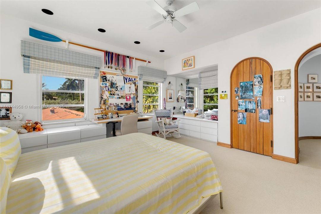 En Venta: $18,970,000 (7 camas, 8 baños, 6862 Pies cuadrados)