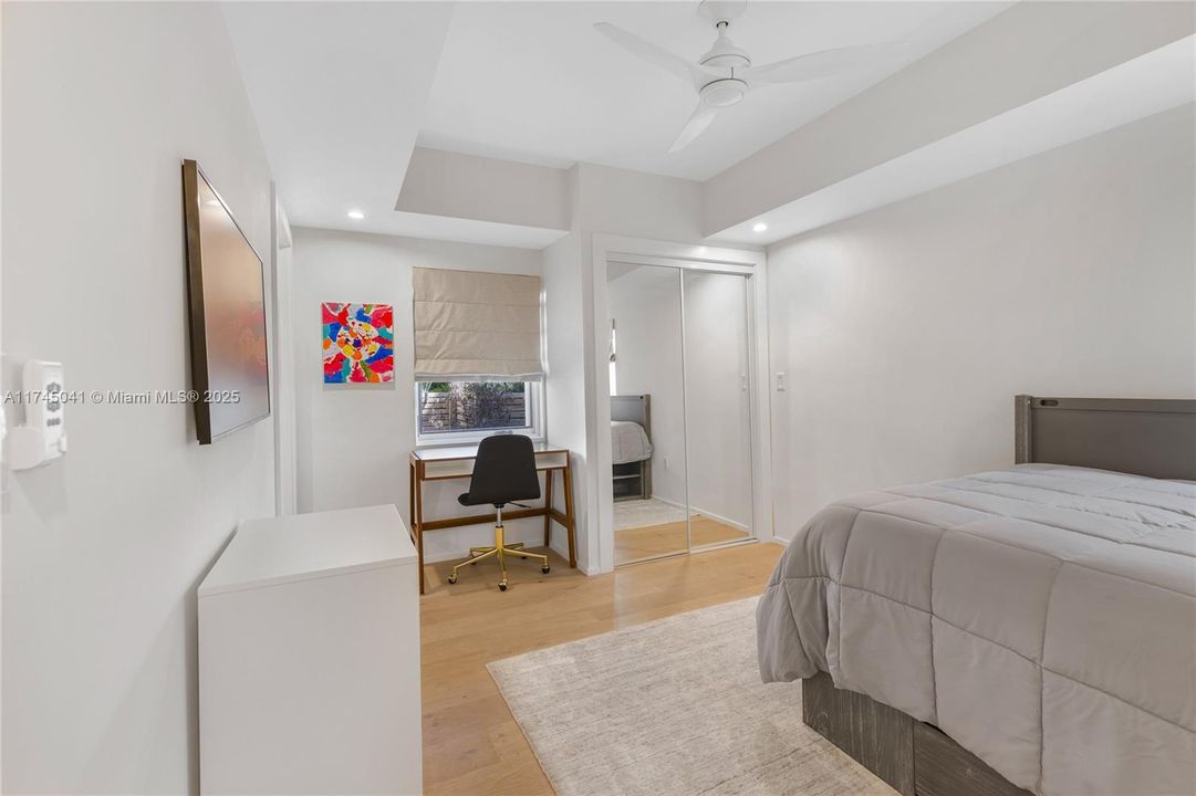 For Sale: $4,995,000 (5 beds, 4 baths, 3274 Square Feet)