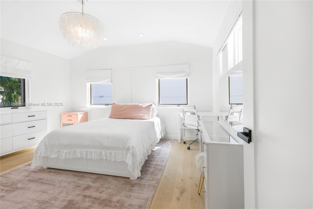 4th bedroom upstairs
