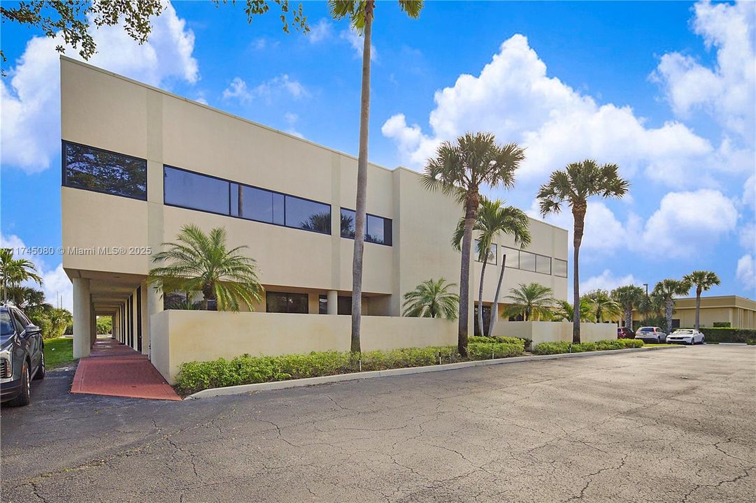 Недавно продано: $675,000 (0 спален, 0 ванн, 0 Квадратных фут)