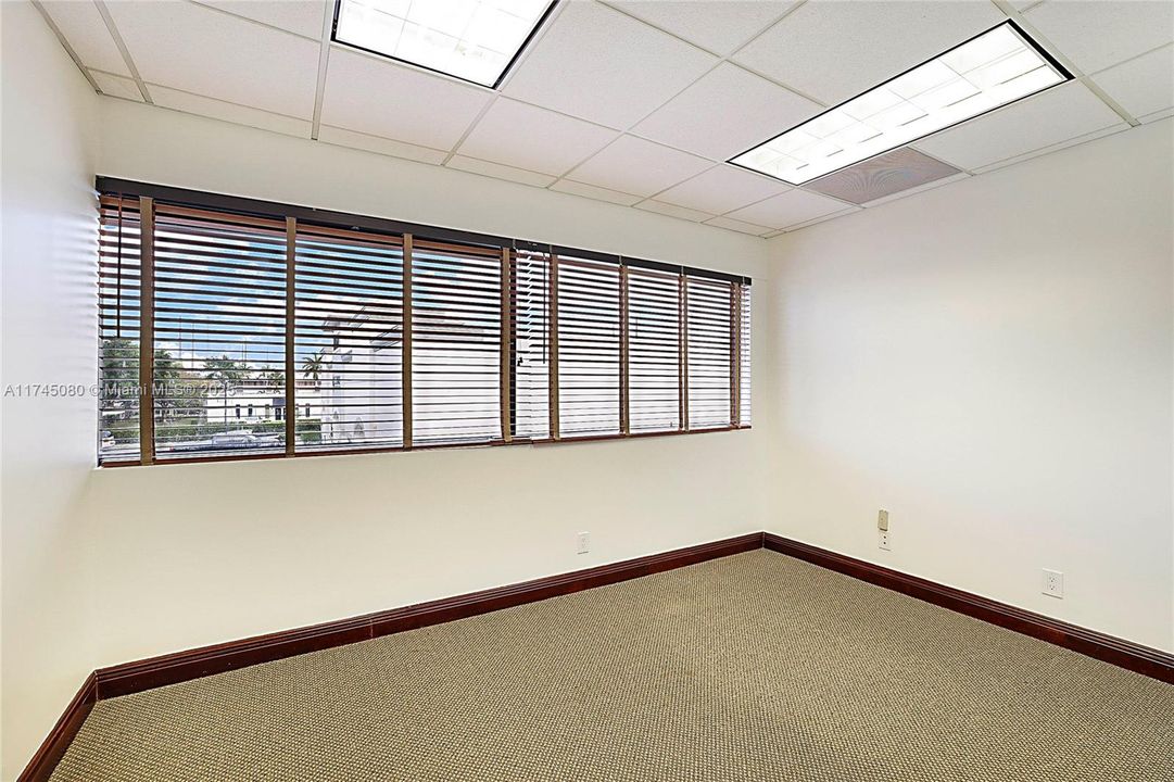 Недавно продано: $675,000 (0 спален, 0 ванн, 0 Квадратных фут)