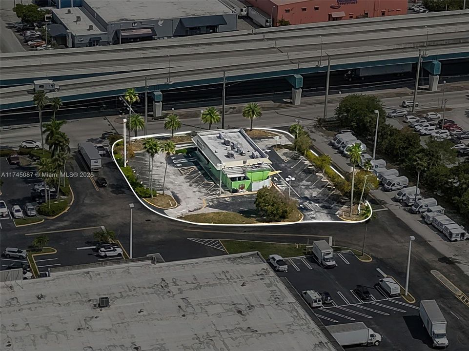 最近售出: $3,582,775 (0 贝兹, 0 浴室, 0 平方英尺)