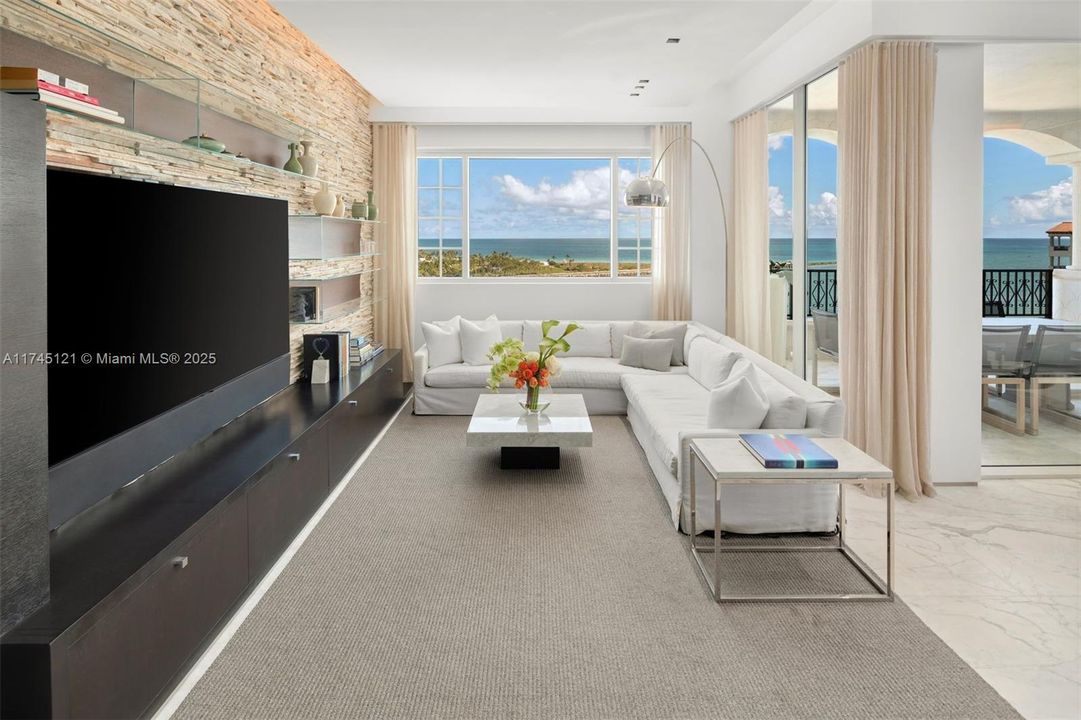 For Sale: $23,950,000 (6 beds, 5 baths, 7025 Square Feet)