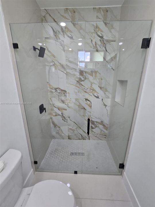 Недавно продано: $279,000 (3 спален, 2 ванн, 1207 Квадратных фут)