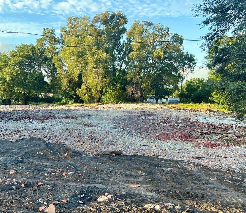 For Sale: $1,395,000 (1.72 acres)