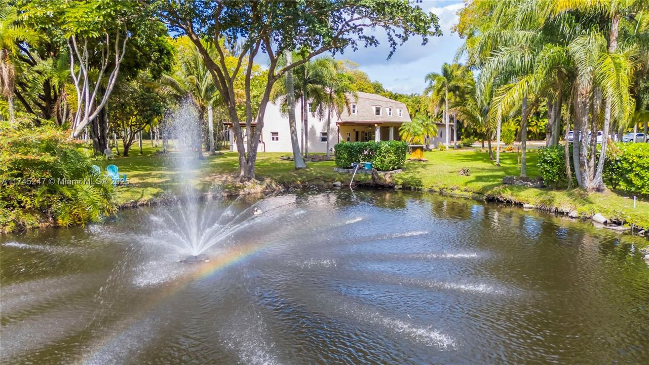 Recently Sold: $3,260,000 (5 beds, 4 baths, 5187 Square Feet)