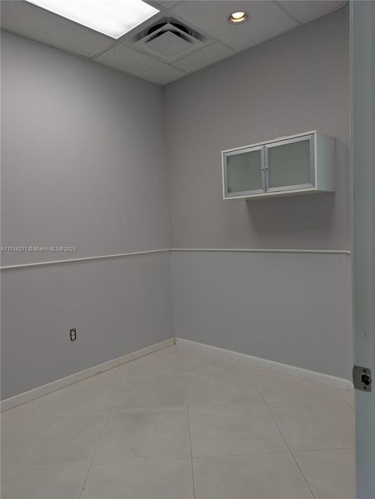 Недавно арендовано: $2,500 (0 спален, 0 ванн, 0 Квадратных фут)