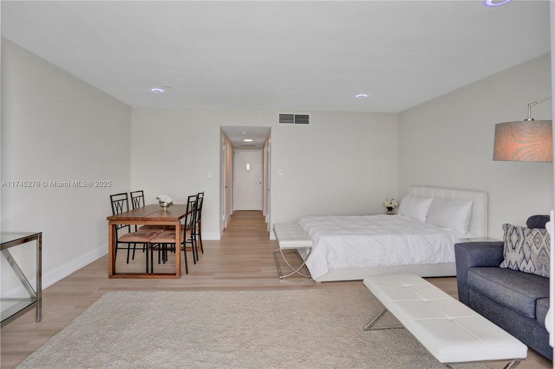 Recently Sold: $349,000 (0 beds, 1 baths, 552 Square Feet)