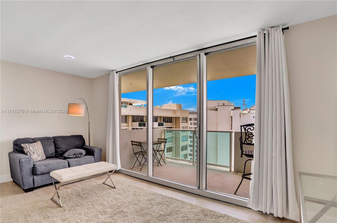 Recently Sold: $349,000 (0 beds, 1 baths, 552 Square Feet)