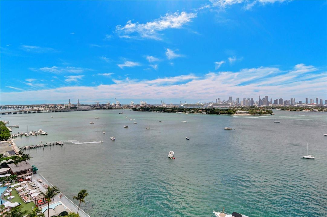 Recently Sold: $349,000 (0 beds, 1 baths, 552 Square Feet)