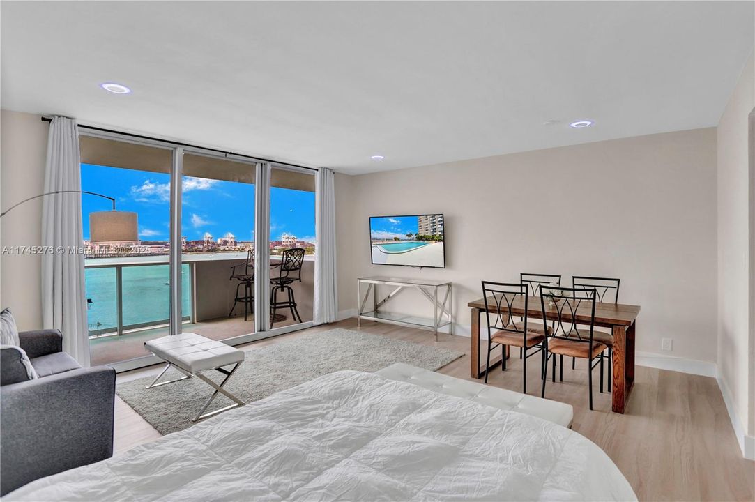 Recently Sold: $349,000 (0 beds, 1 baths, 552 Square Feet)