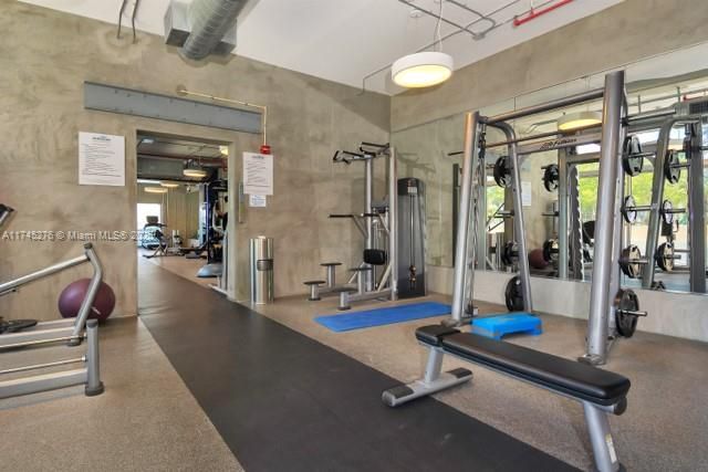 Recently Sold: $349,000 (0 beds, 1 baths, 552 Square Feet)