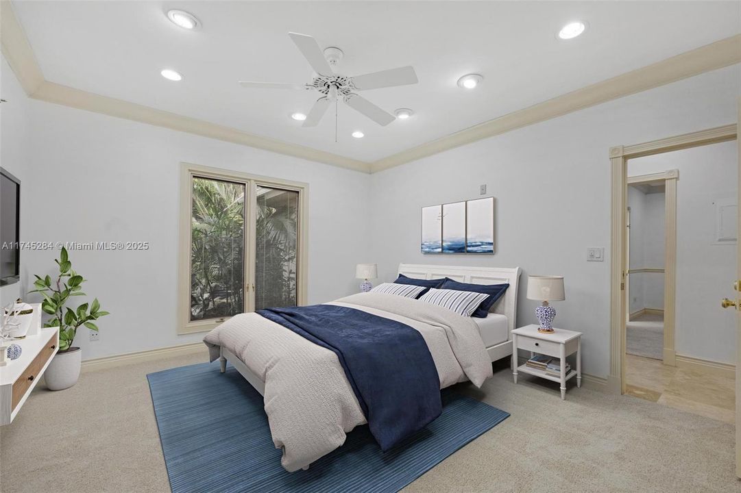 Vendido Recientemente: $9,990,000 (5 camas, 4 baños, 4462 Pies cuadrados)