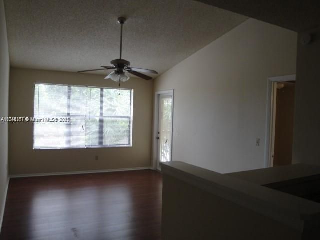 For Sale: $165,000 (1 beds, 1 baths, 600 Square Feet)