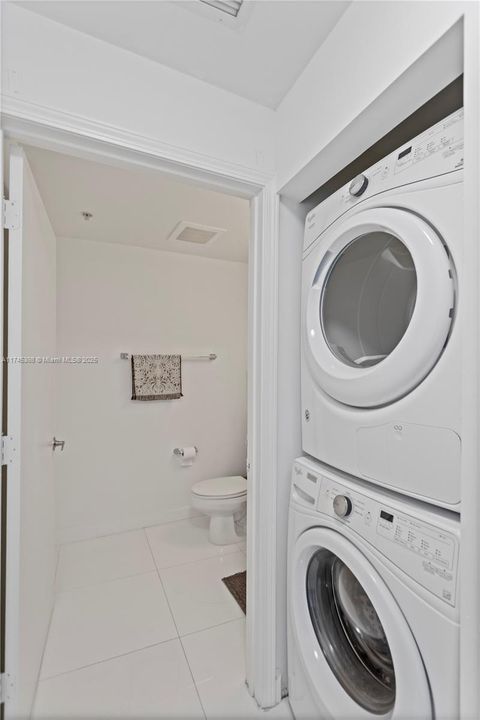 最近售出: $560,000 (1 贝兹, 1 浴室, 773 平方英尺)