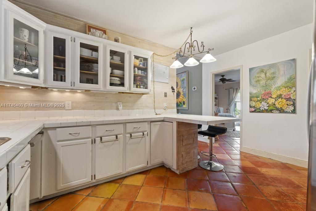 待售: $1,099,800 (3 贝兹, 2 浴室, 1982 平方英尺)