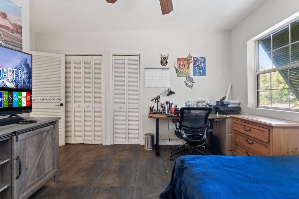 待售: $1,099,800 (3 贝兹, 2 浴室, 1982 平方英尺)