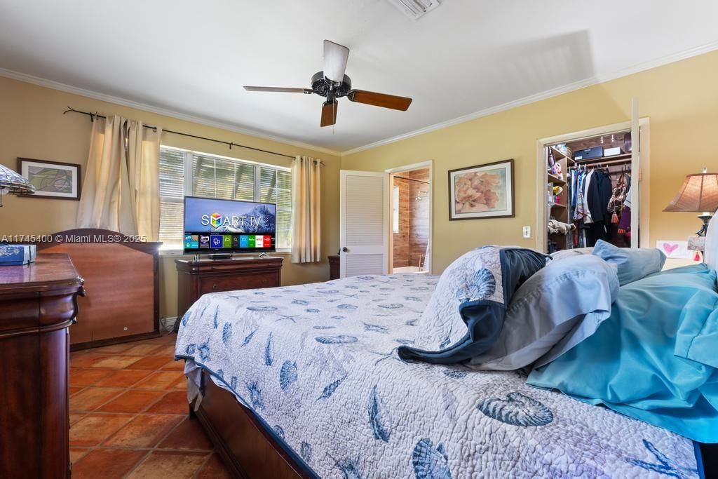 待售: $1,099,800 (3 贝兹, 2 浴室, 1982 平方英尺)