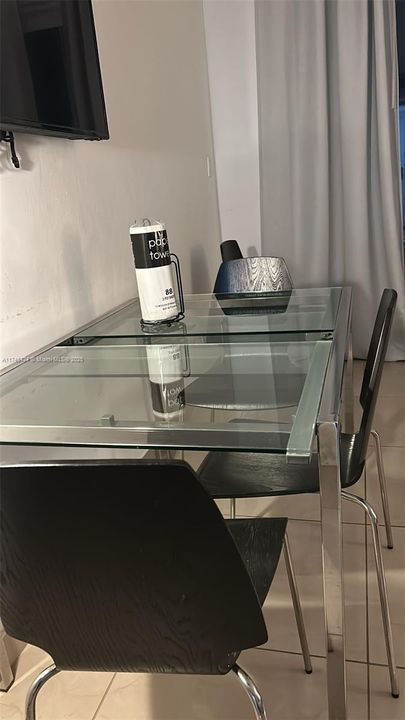 На продажу: $250,000 (0 спален, 1 ванн, 360 Квадратных фут)