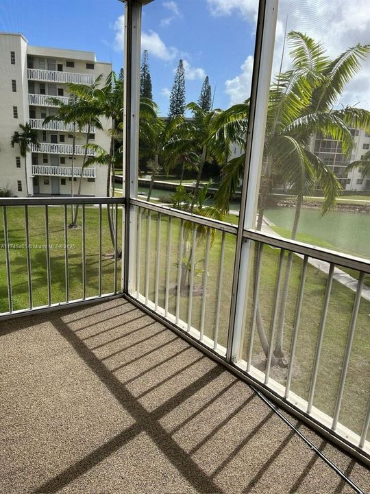 Vendido Recientemente: $150,000 (1 camas, 1 baños, 768 Pies cuadrados)