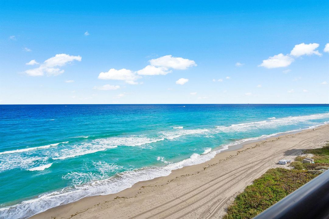 Sparkling Blue Oceanfront Views