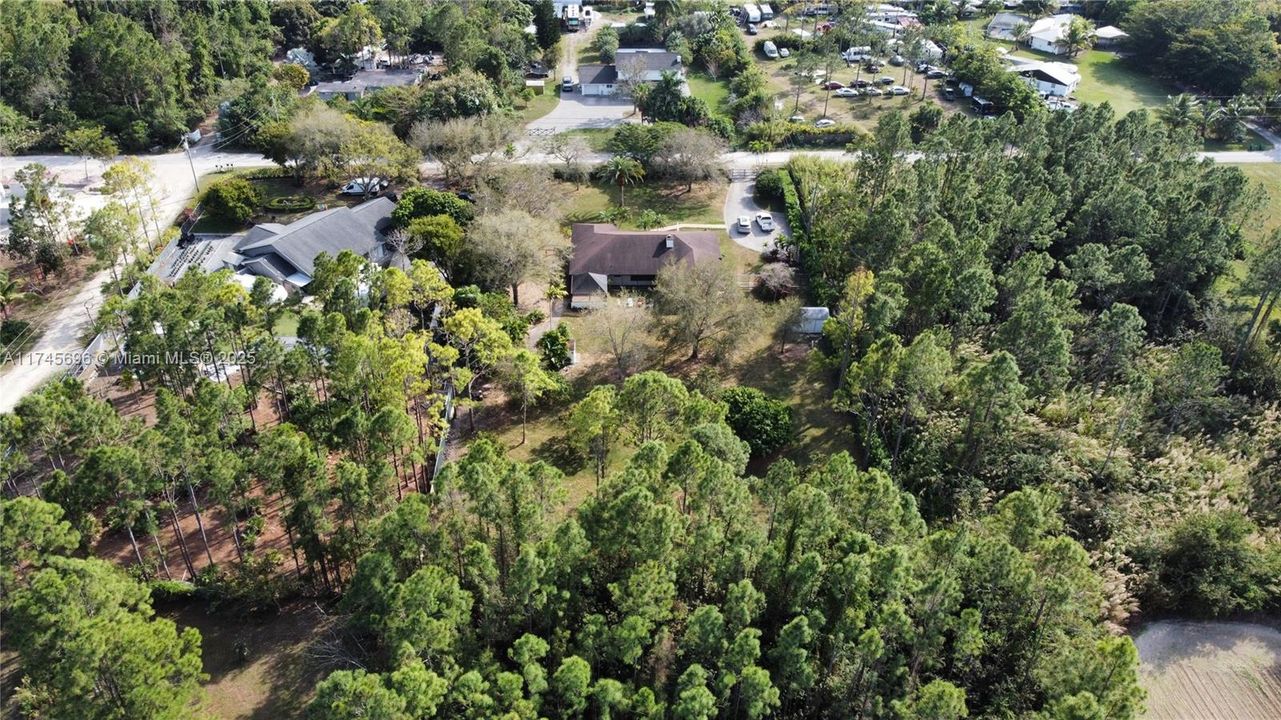 待售: $999,900 (4 贝兹, 2 浴室, 2890 平方英尺)