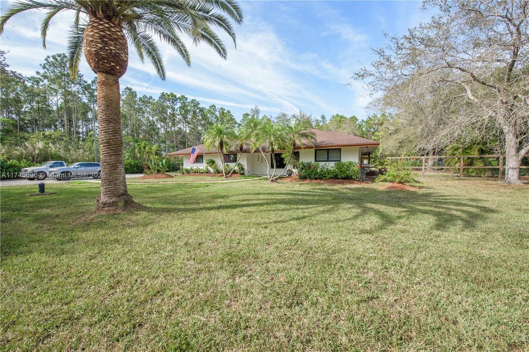 待售: $999,900 (4 贝兹, 2 浴室, 2890 平方英尺)