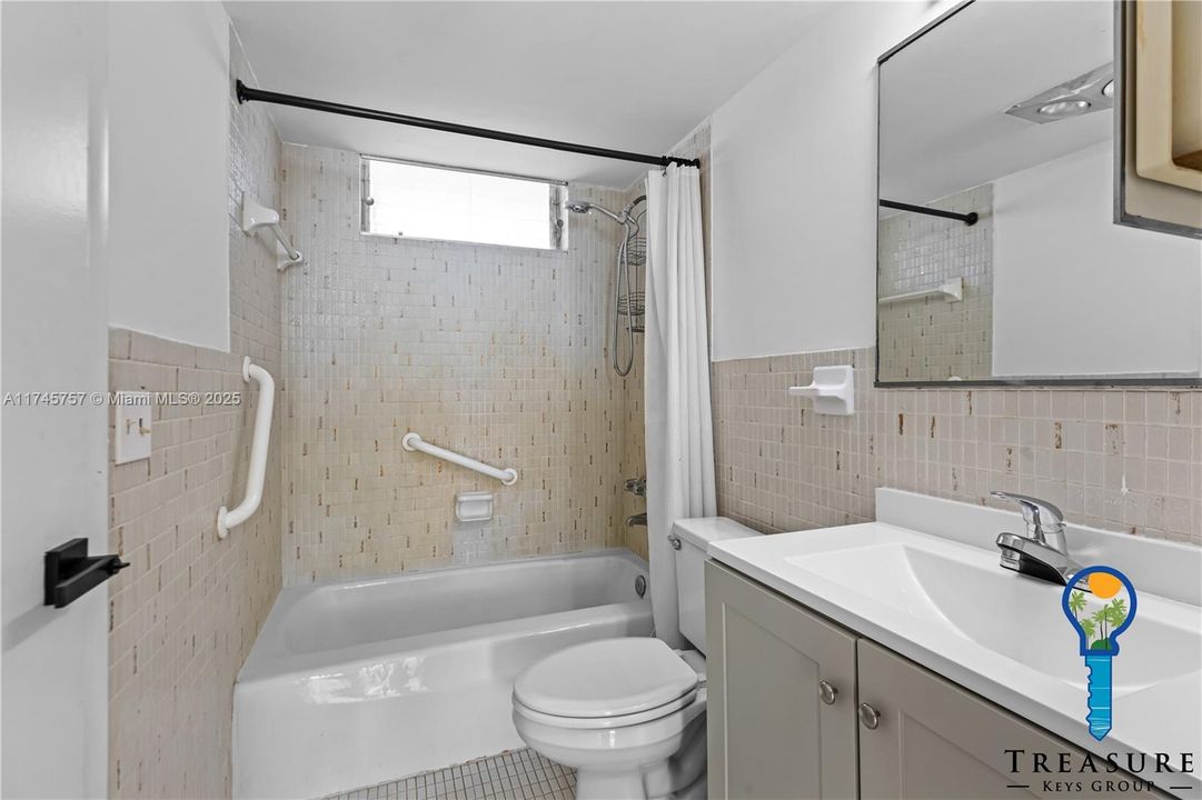 Vendido Recientemente: $169,999 (1 camas, 1 baños, 768 Pies cuadrados)