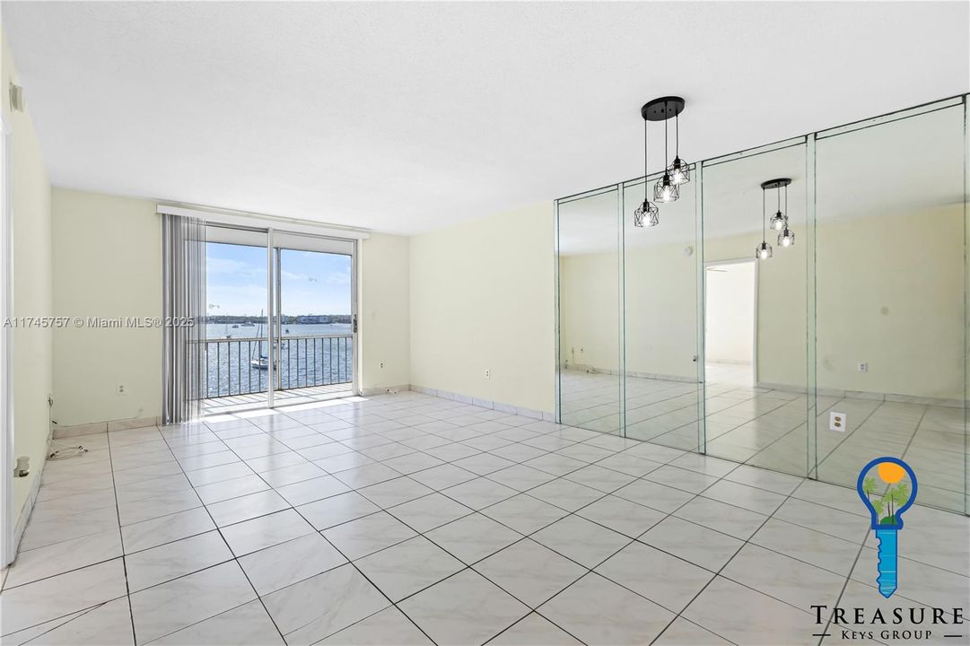 Vendido Recientemente: $169,999 (1 camas, 1 baños, 768 Pies cuadrados)