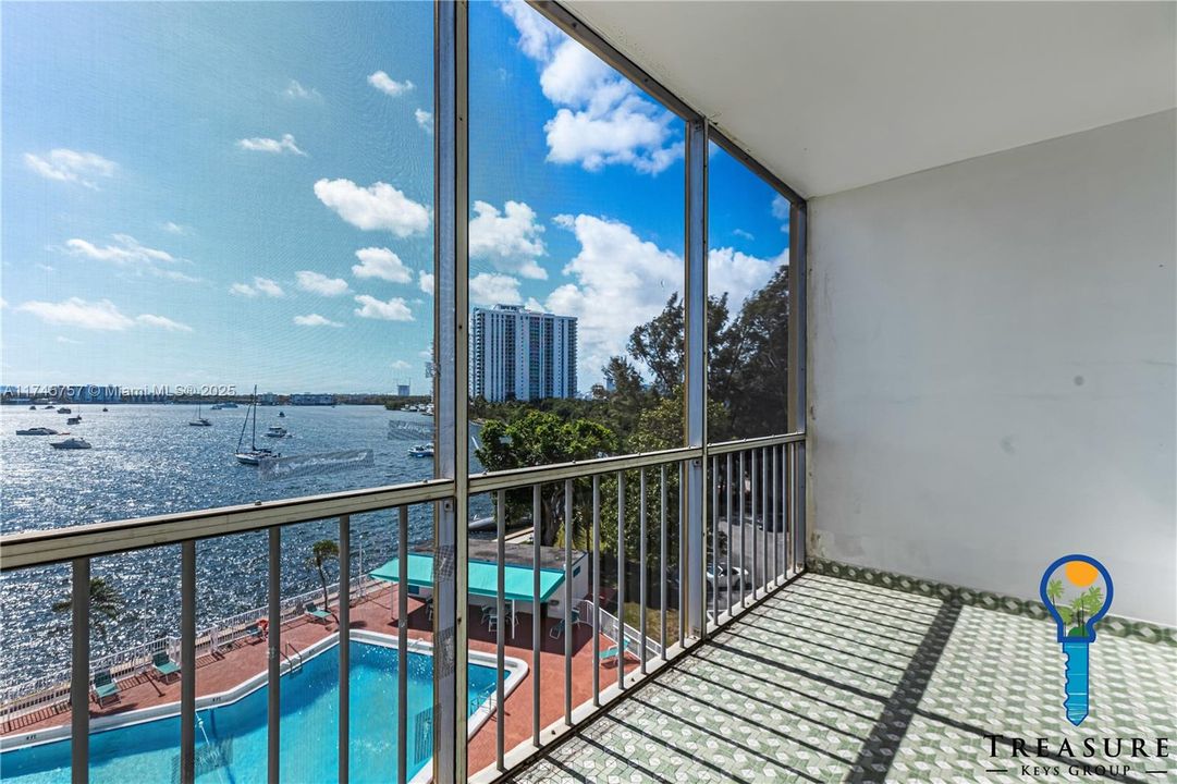 Vendido Recientemente: $169,999 (1 camas, 1 baños, 768 Pies cuadrados)