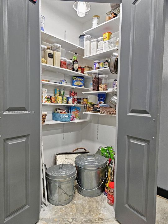 待售: $549,900 (3 贝兹, 2 浴室, 0 平方英尺)