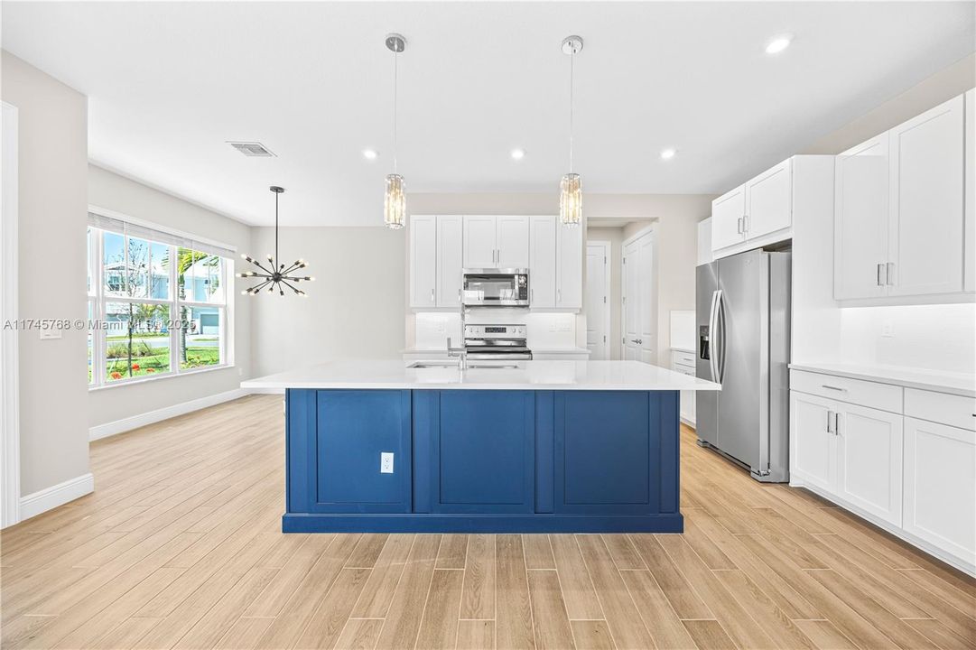 Recently Rented: $3,400 (3 beds, 2 baths, 0 Square Feet)