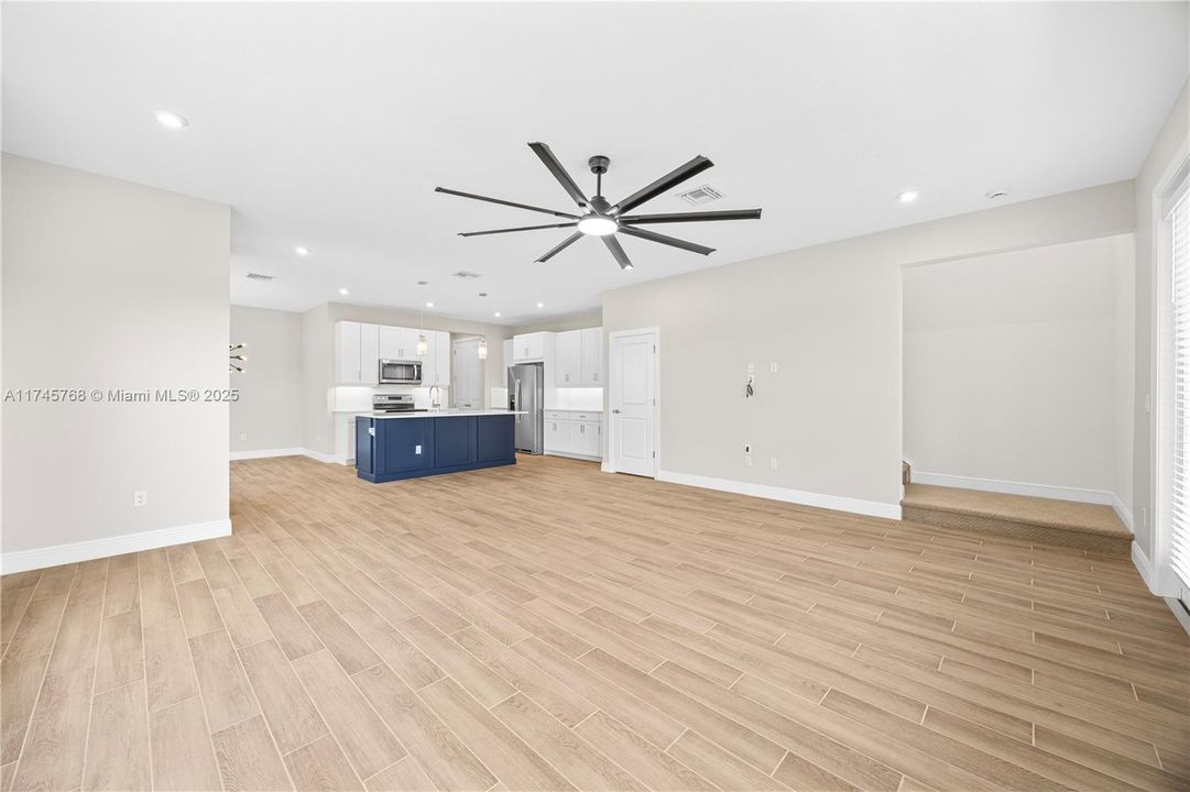 Recently Rented: $3,400 (3 beds, 2 baths, 0 Square Feet)
