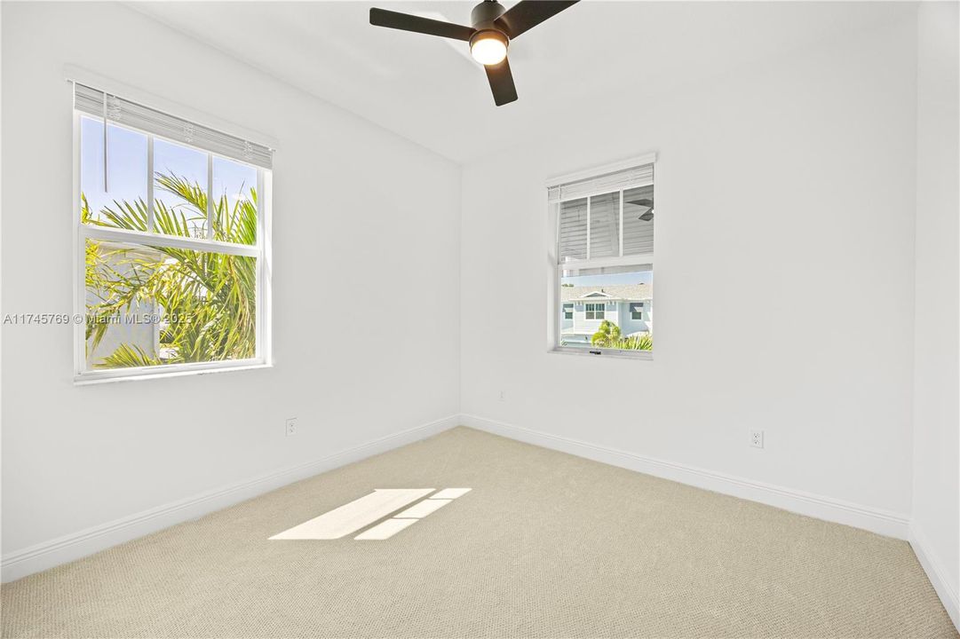 2nd bedroom