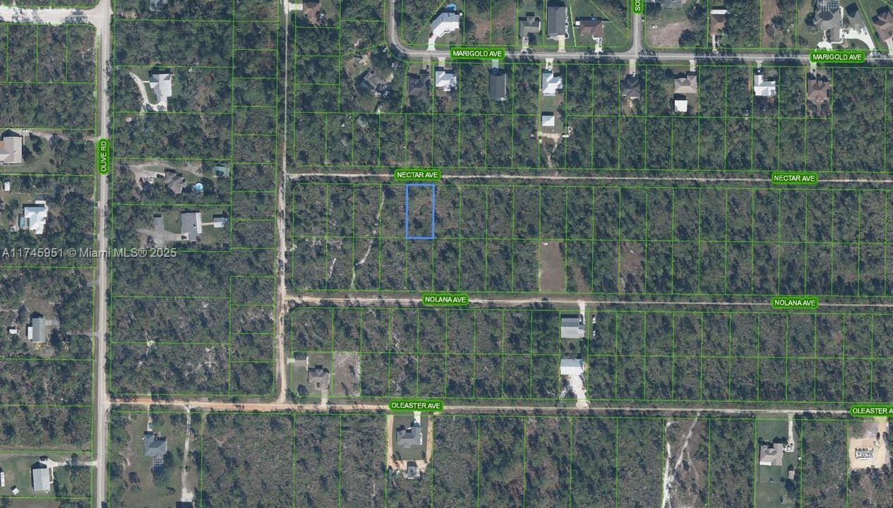 待售: $12,900 (0.26 acres)