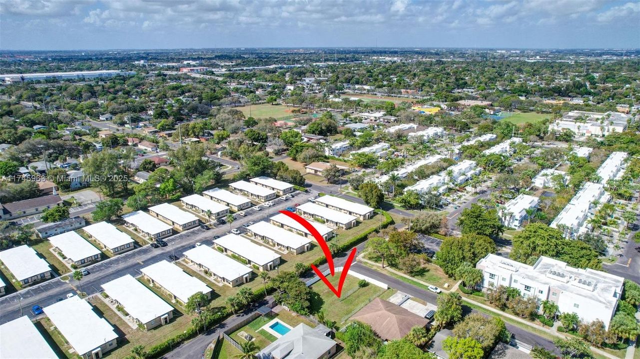 最近售出: $69,999 (0.05 acres)