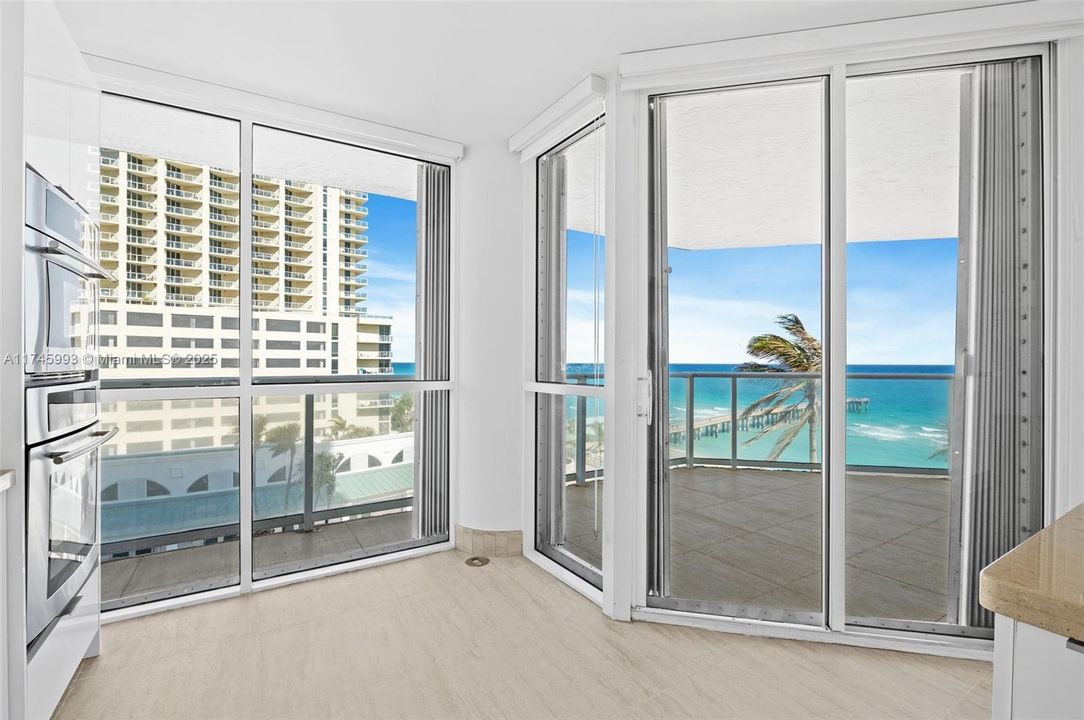 Recently Rented: $6,900 (2 beds, 2 baths, 2020 Square Feet)