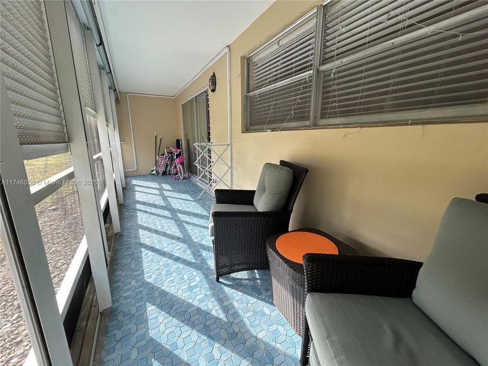 Vendido Recientemente: $119,900 (1 camas, 1 baños, 775 Pies cuadrados)