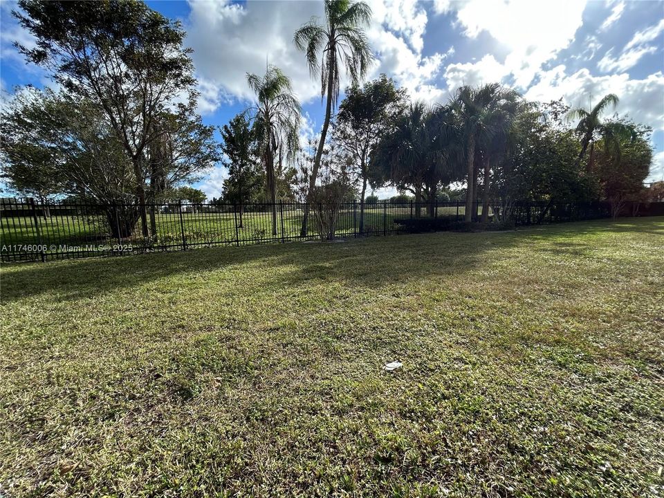 Vendido Recientemente: $119,900 (1 camas, 1 baños, 775 Pies cuadrados)