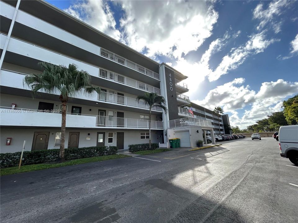 Vendido Recientemente: $119,900 (1 camas, 1 baños, 775 Pies cuadrados)