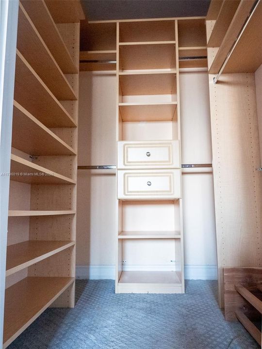 Vendido Recientemente: $285,000 (1 camas, 1 baños, 696 Pies cuadrados)