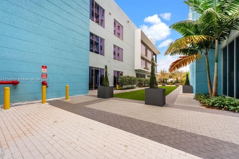 待售: $310,000 (1 贝兹, 1 浴室, 0 平方英尺)